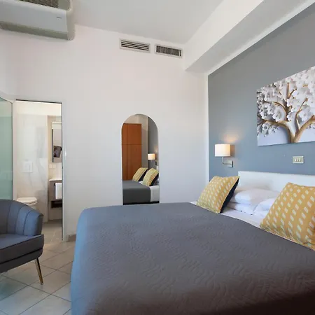 Momo Seaview Hotel-2