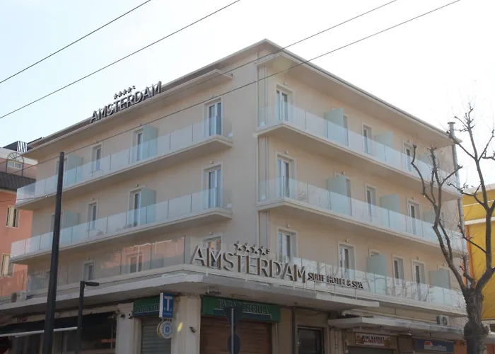 Amsterdam Suite & Spa